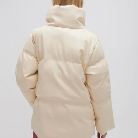 AJE Roamer Puffer Jacket. - Picture 3 of 6